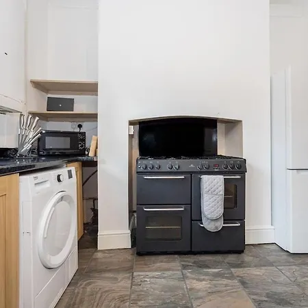 Cosy Two Bedroom Terrace Blackburn Blackburn  Room photo