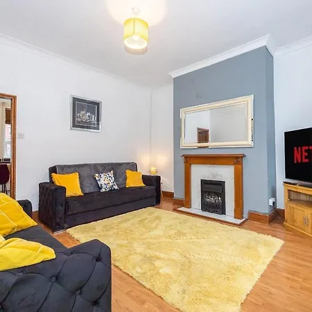 Cosy Two Bedroom Terrace Blackburn Blackburn  Room photo