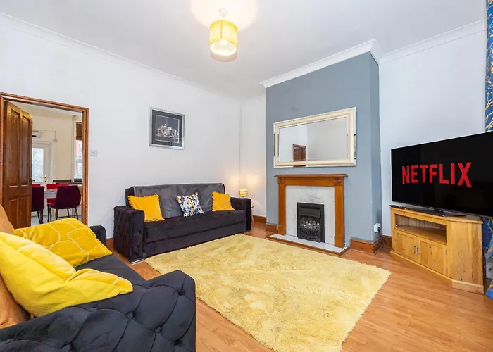 Cosy Two Bedroom Terrace Blackburn
