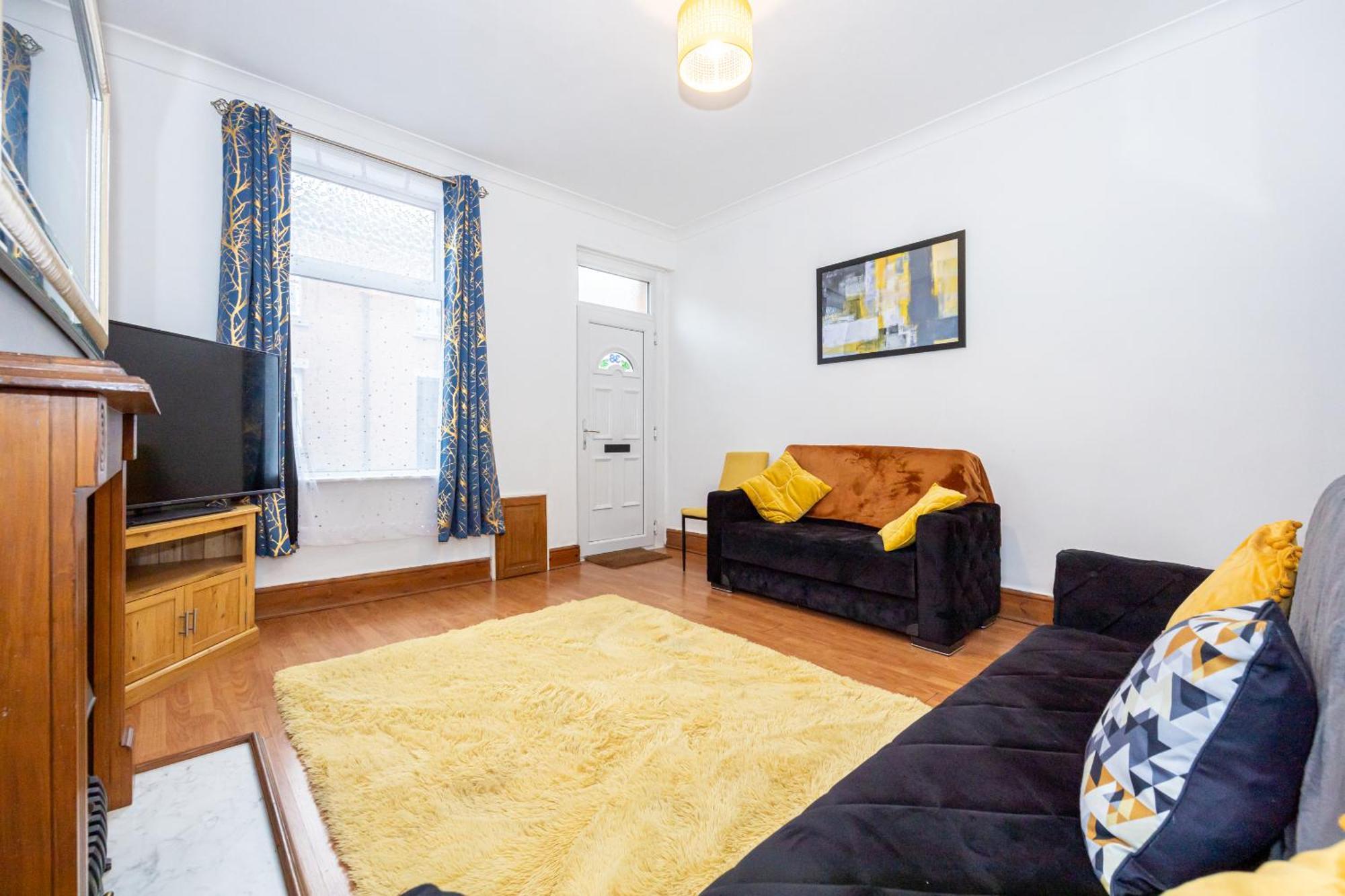 Cosy Two Bedroom Terrace Blackburn