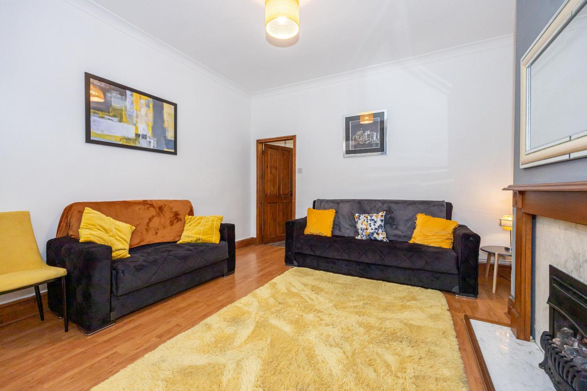 Holiday home Cosy Two Bedroom Terrace Blackburn