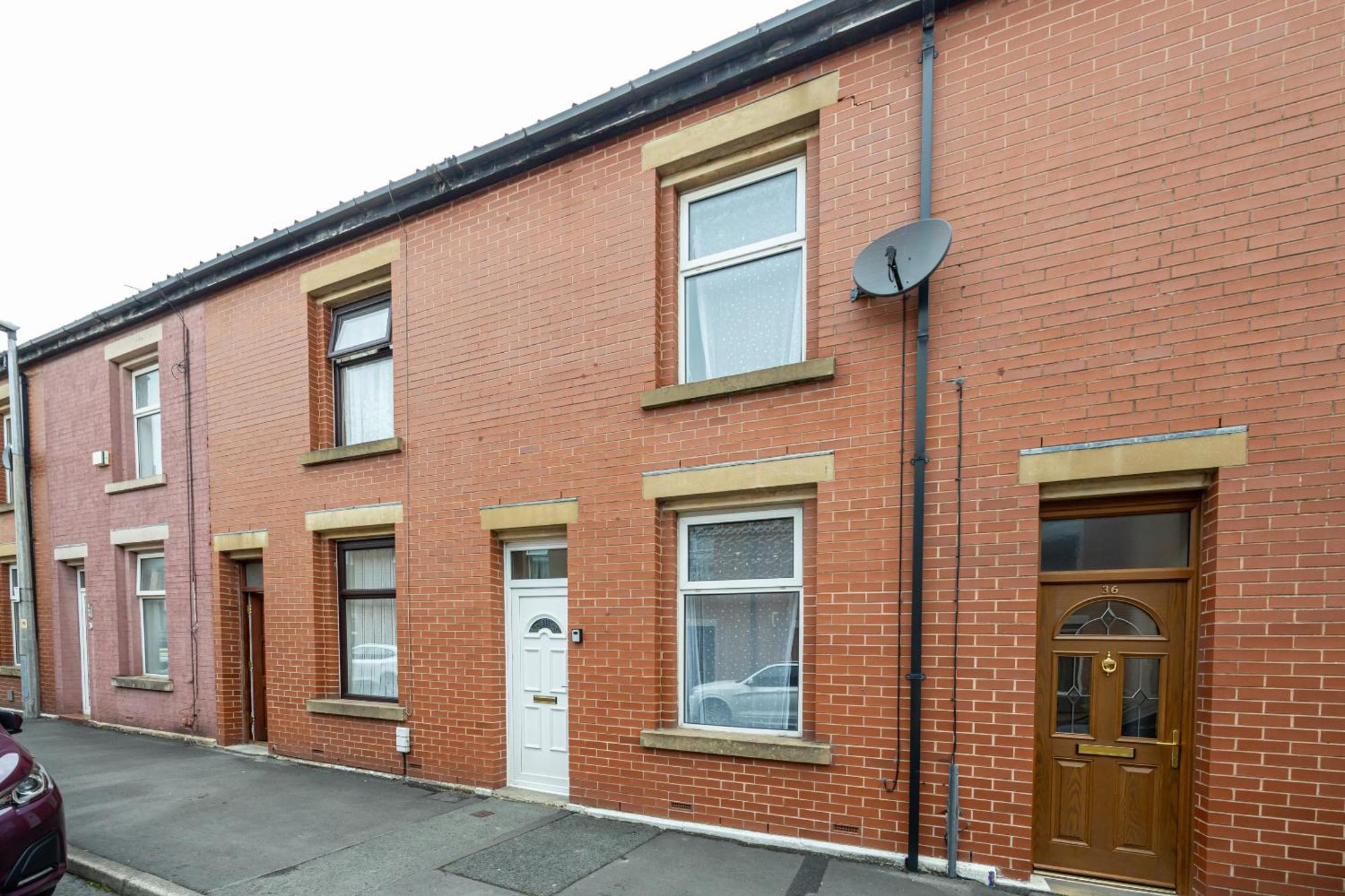 Cosy Two Bedroom Terrace Blackburn * Blackburn (Lancashire)